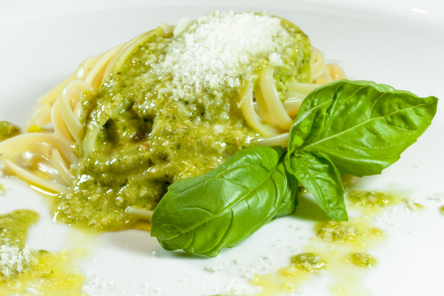 Linguine al pesto ligure